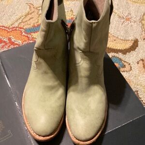 Green leather  Ankle Boots